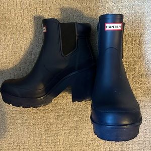 RARE Hunter Chelsea mid heeled wellies